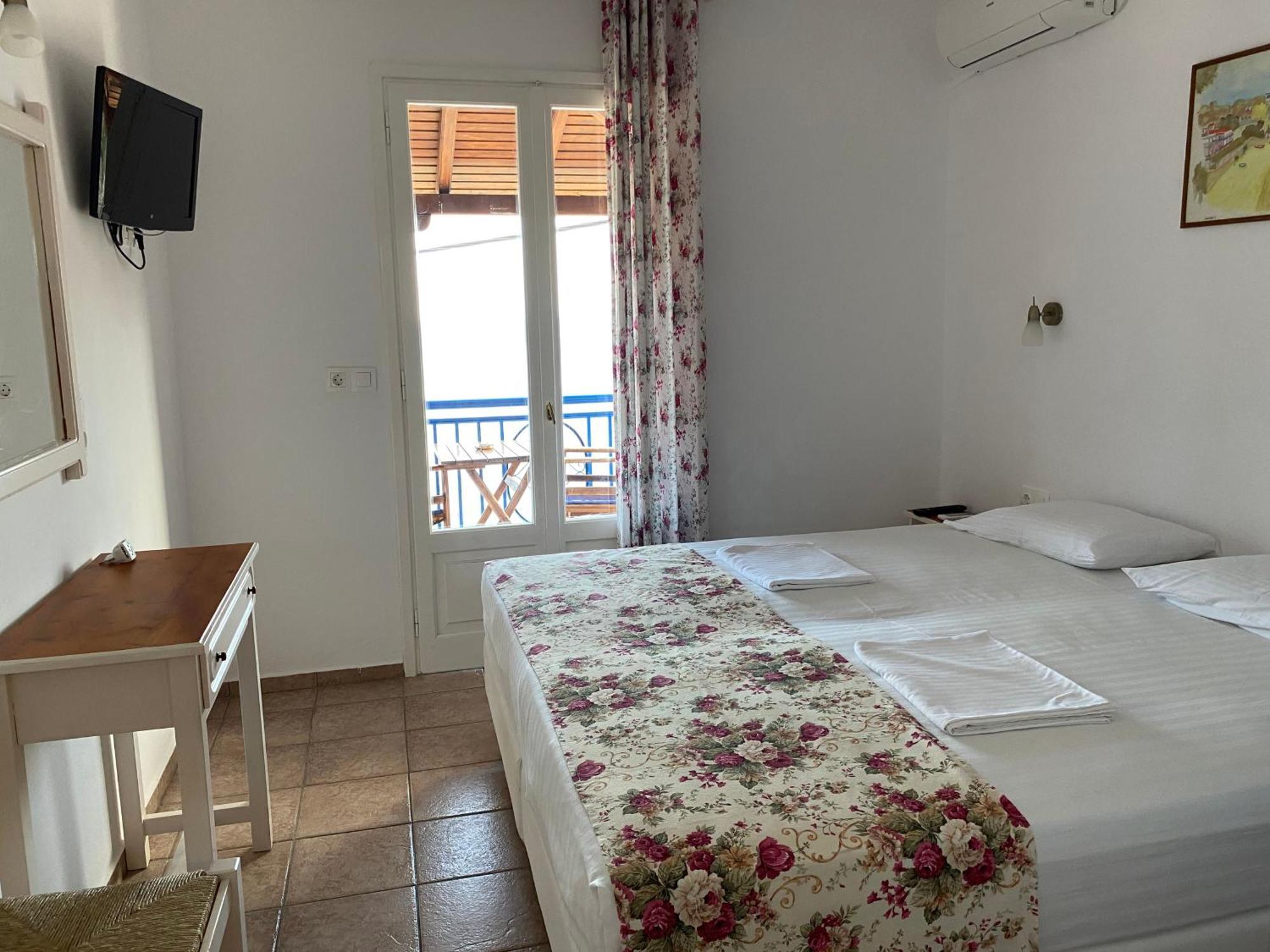 Nostos Hotel Patitírion Eksteriør billede