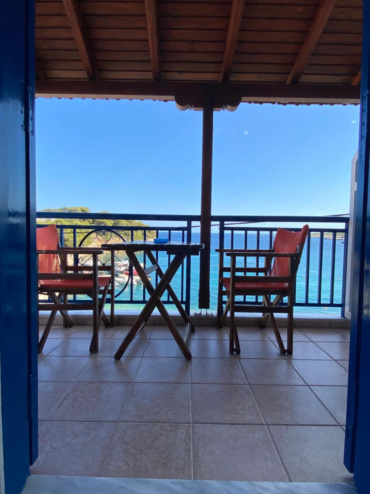 Nostos Hotel Patitírion Eksteriør billede