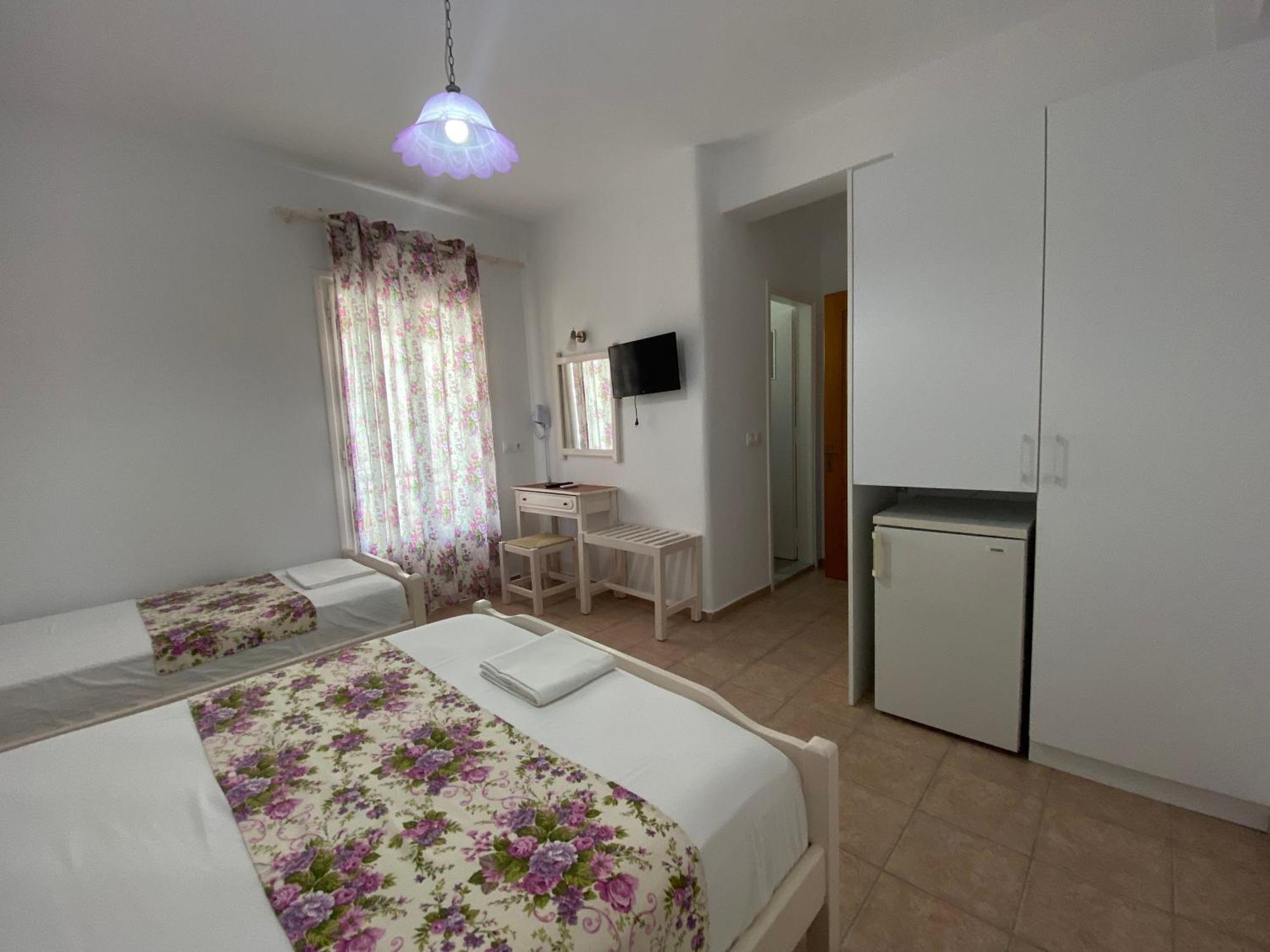 Nostos Hotel Patitírion Eksteriør billede