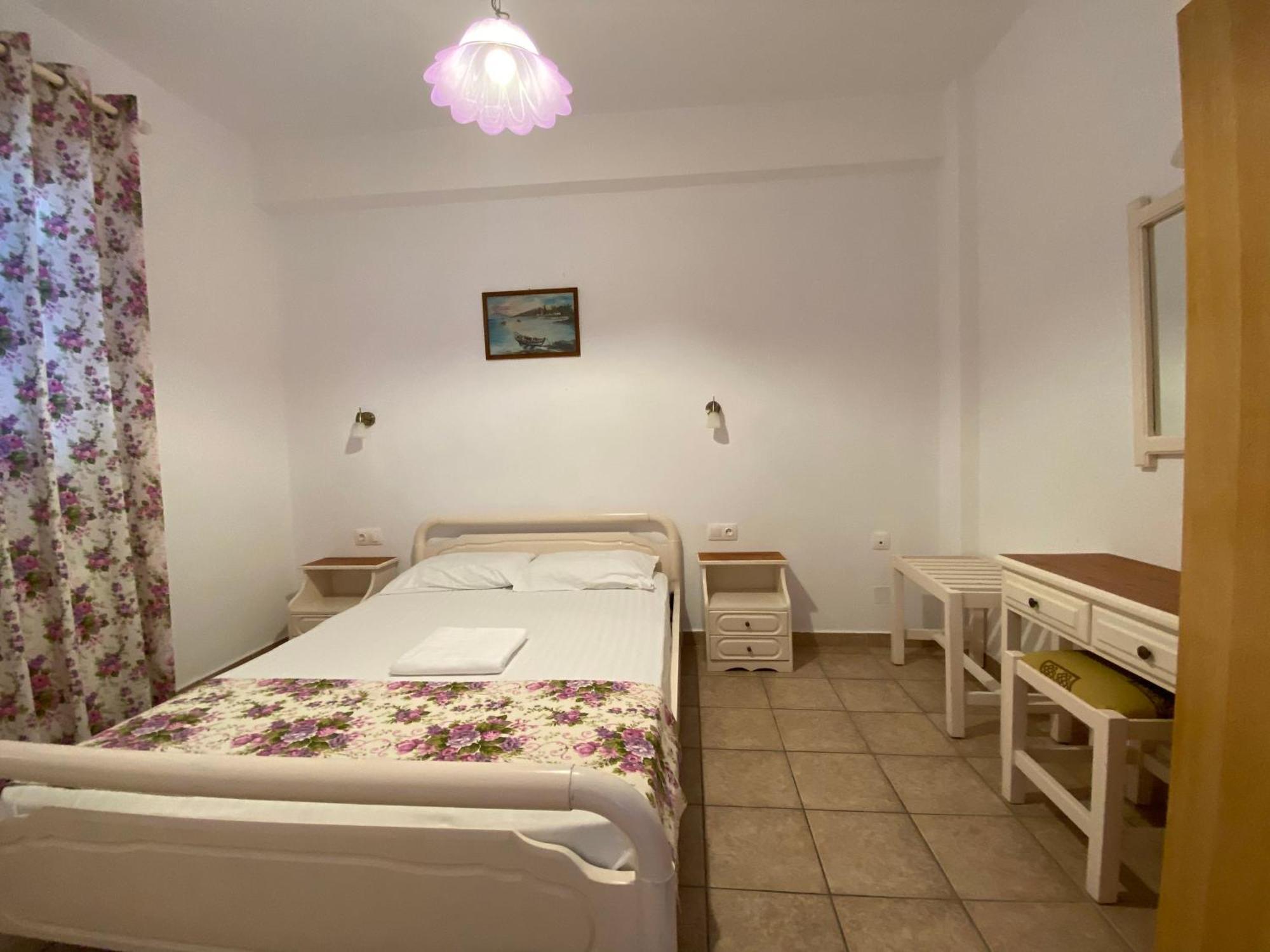 Nostos Hotel Patitírion Eksteriør billede