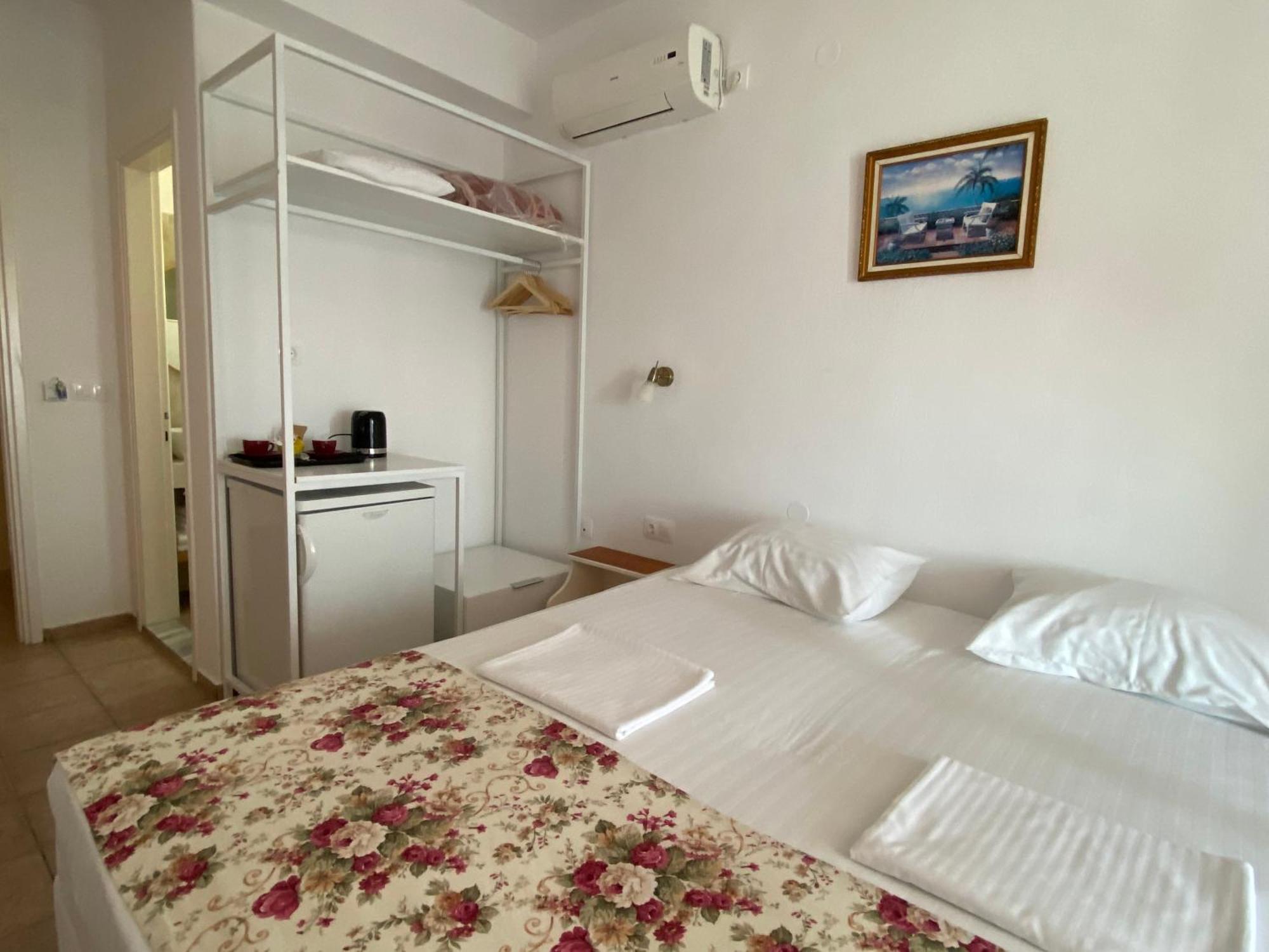 Nostos Hotel Patitírion Eksteriør billede